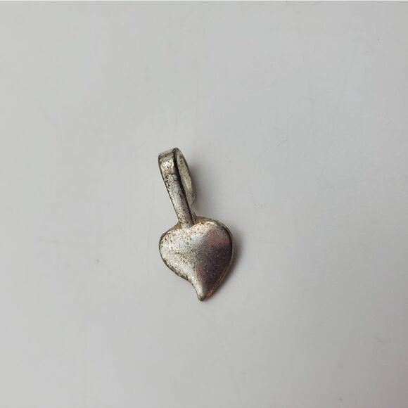 Cesar's leaf drop necklace pendant charm - Picture 1 of 3